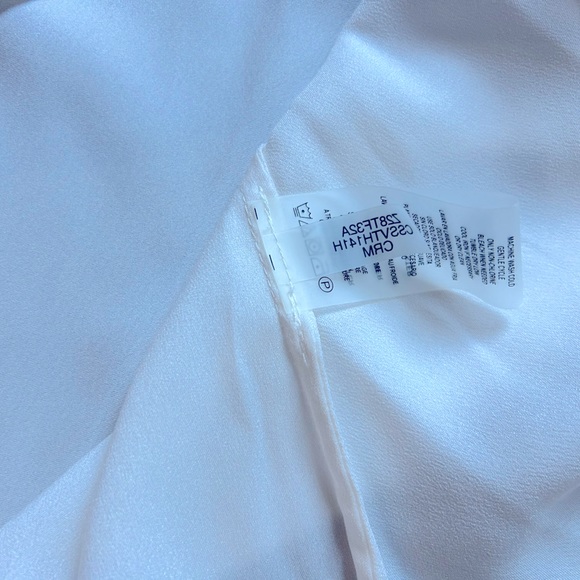 Calvin Klein cowl neck blouse 👠🥂 - Picture 7 of 8